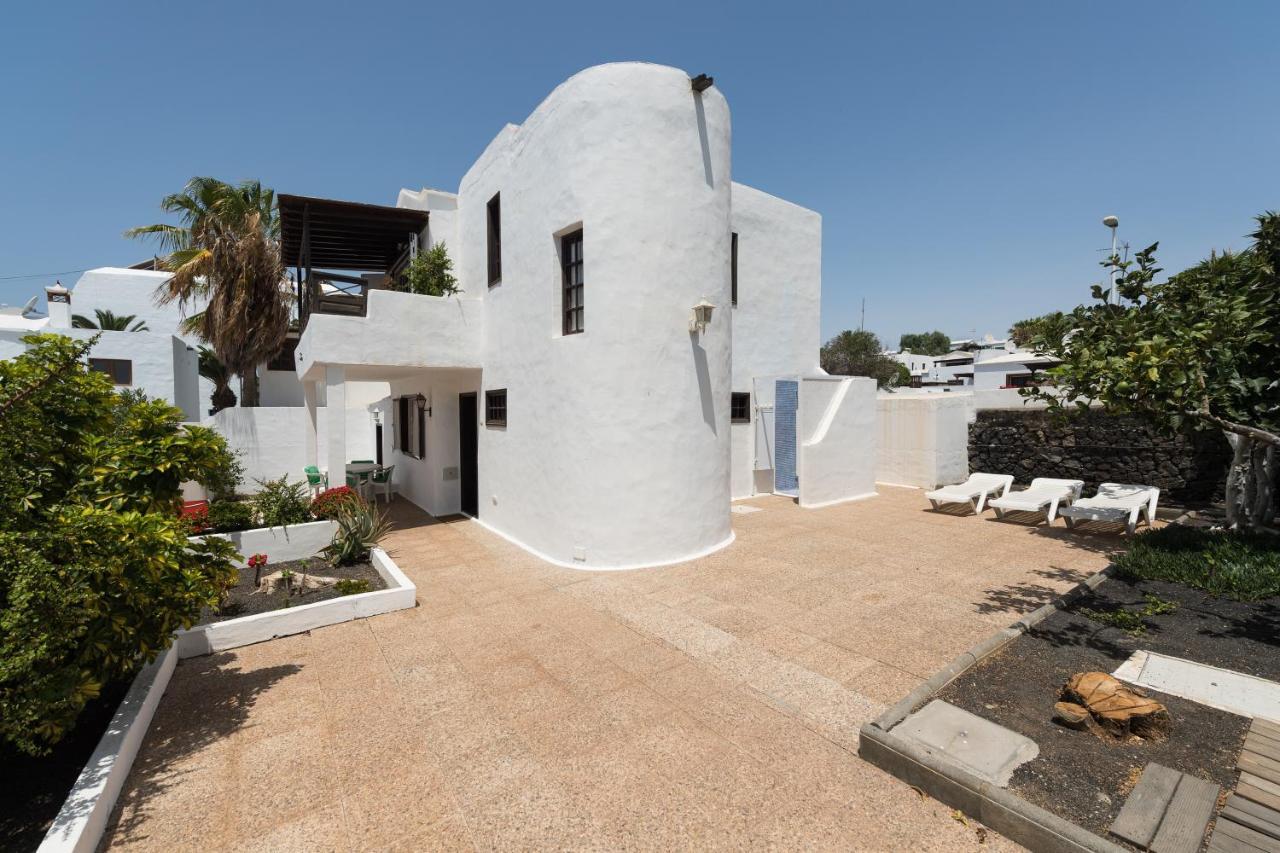 2Br Beach House - Solarium & Shower Terrace - 13 Puerto del Carmen  Luaran gambar
