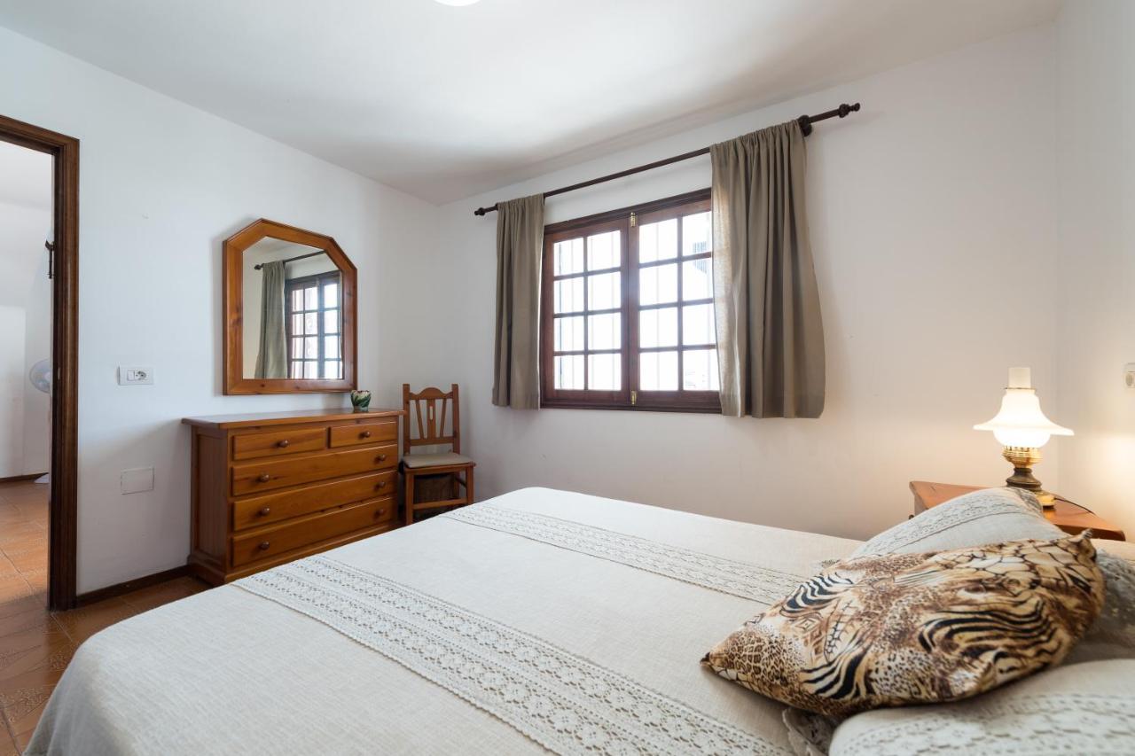 2Br Beach House - Solarium & Shower Terrace - 13 Puerto del Carmen  Luaran gambar