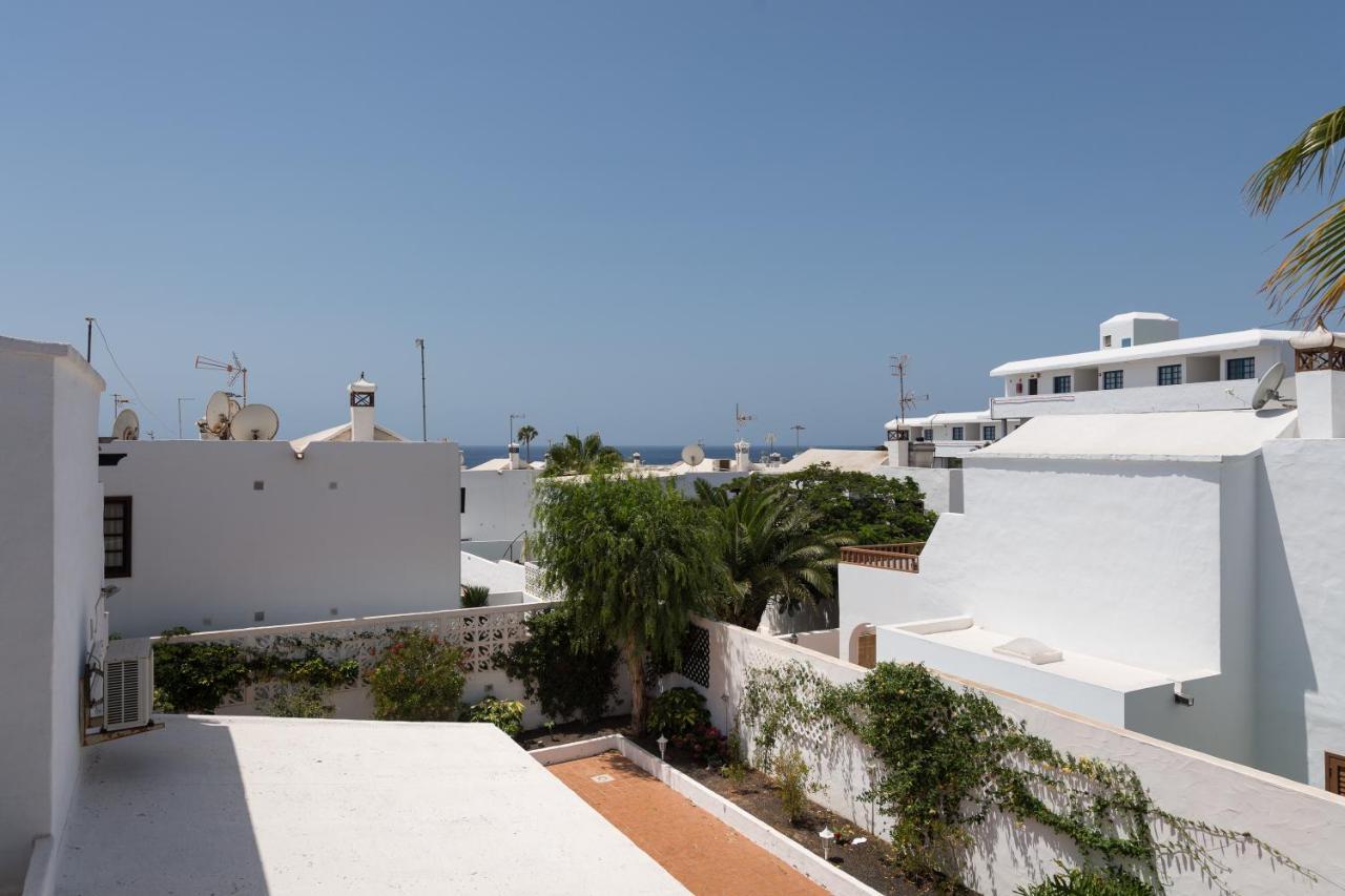 2Br Beach House - Solarium & Shower Terrace - 13 Puerto del Carmen  Luaran gambar