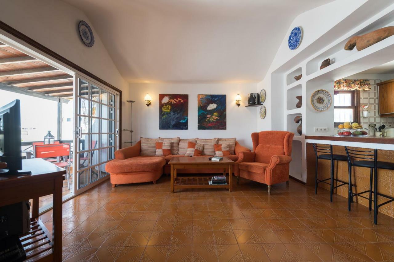 2Br Beach House - Solarium & Shower Terrace - 13 Puerto del Carmen  Luaran gambar