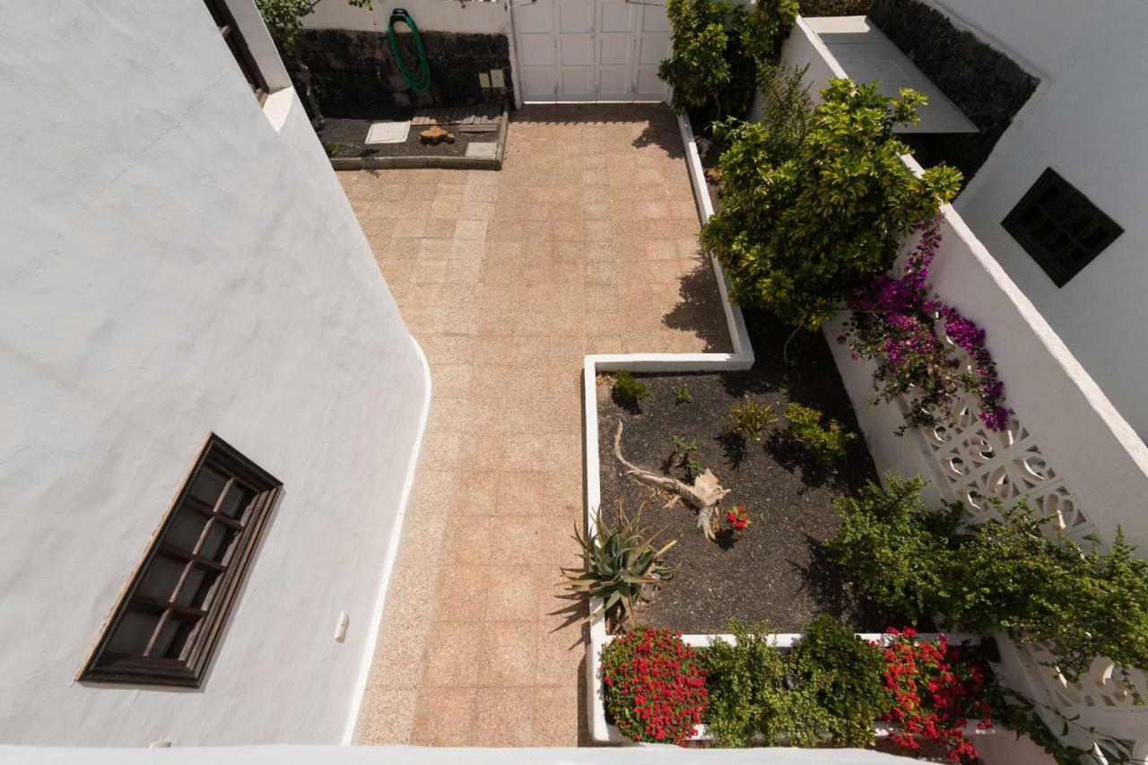 2Br Beach House - Solarium & Shower Terrace - 13 Puerto del Carmen  Luaran gambar