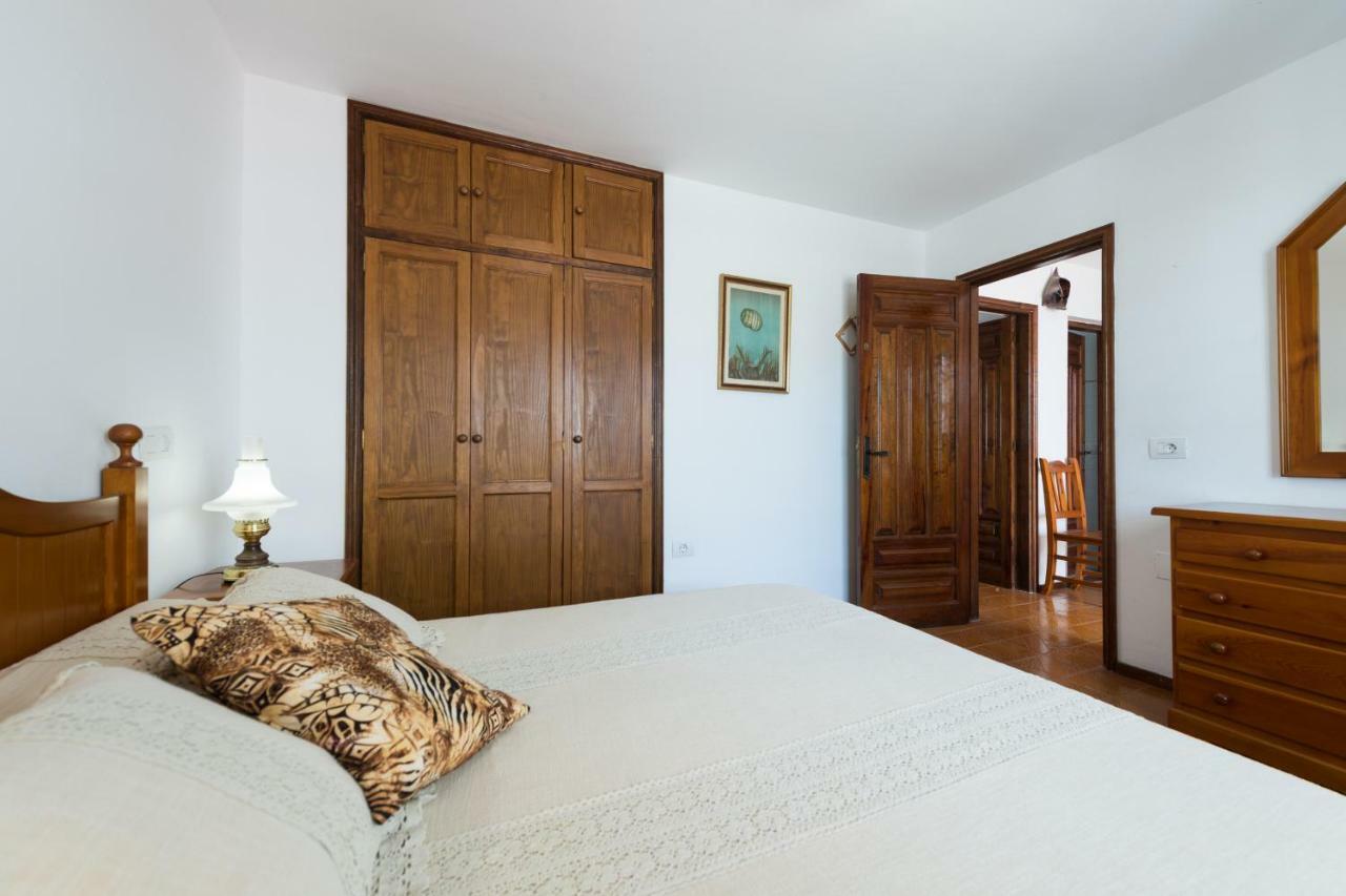 2Br Beach House - Solarium & Shower Terrace - 13 Puerto del Carmen  Luaran gambar